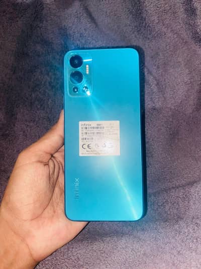 Infinix Hot 12
