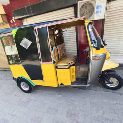 CNG Rickshaw