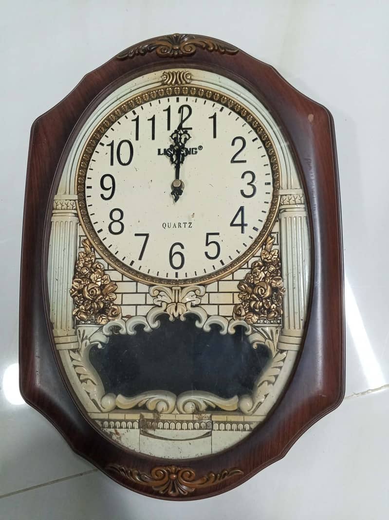 Old Antique Wall clock 0