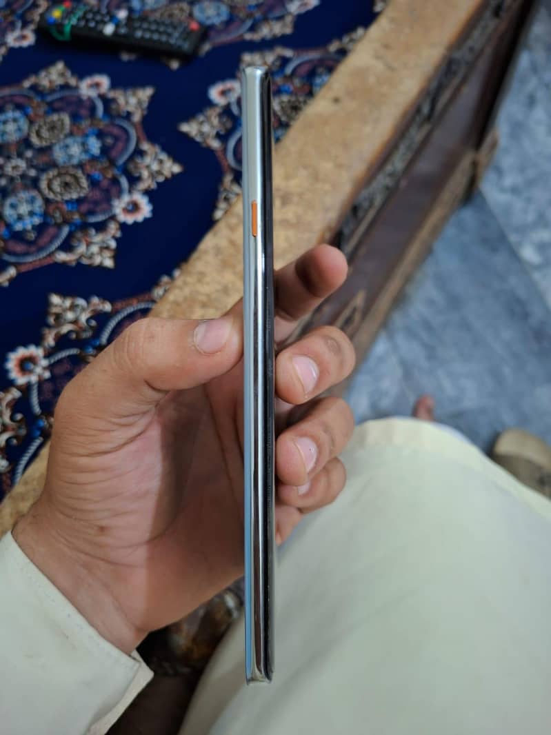 Tecno CAMON 40 Pro 2