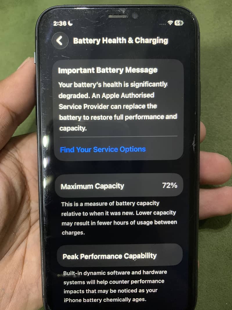 Apple iPhone 11 4