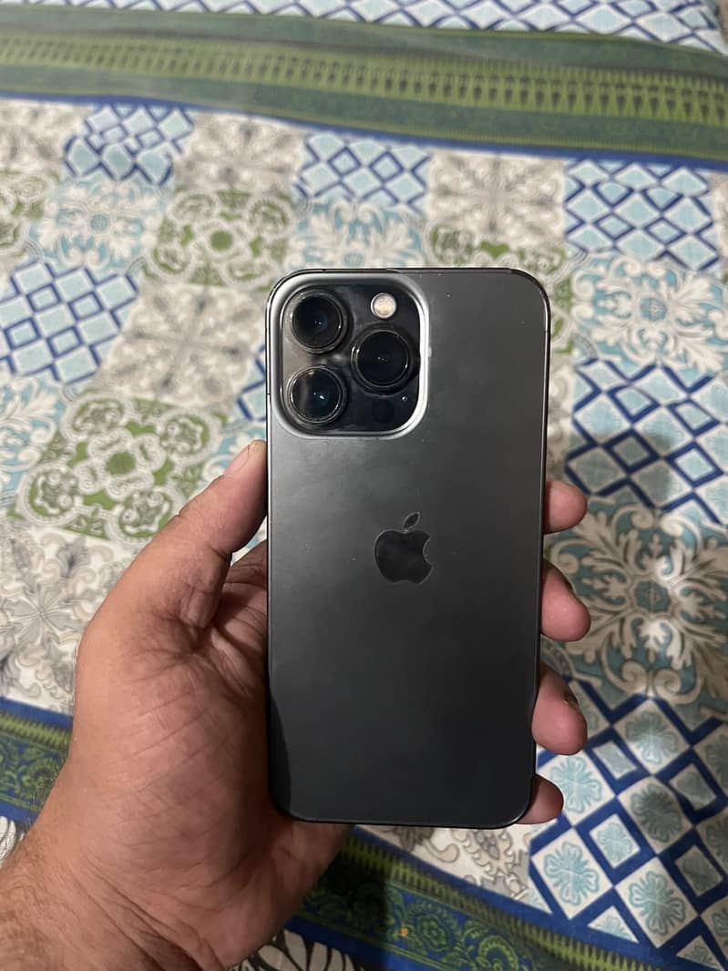 Apple iPhone 13 Pro 3