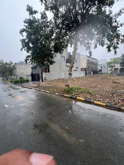 NEW LAHORE CITY PHASE 1 OVERSEAS BLOCK 10 MARLA PLOT AVAILABLE FOR SALE LDA APPROVED SUI GAS APPROVED ARIA WAPDA APPROVED