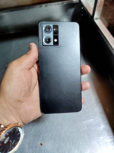 OPPO F21 Pro