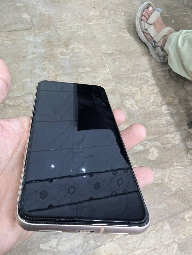 Google Pixel 8 2