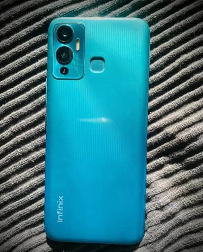 Infinix Hot 12 Play