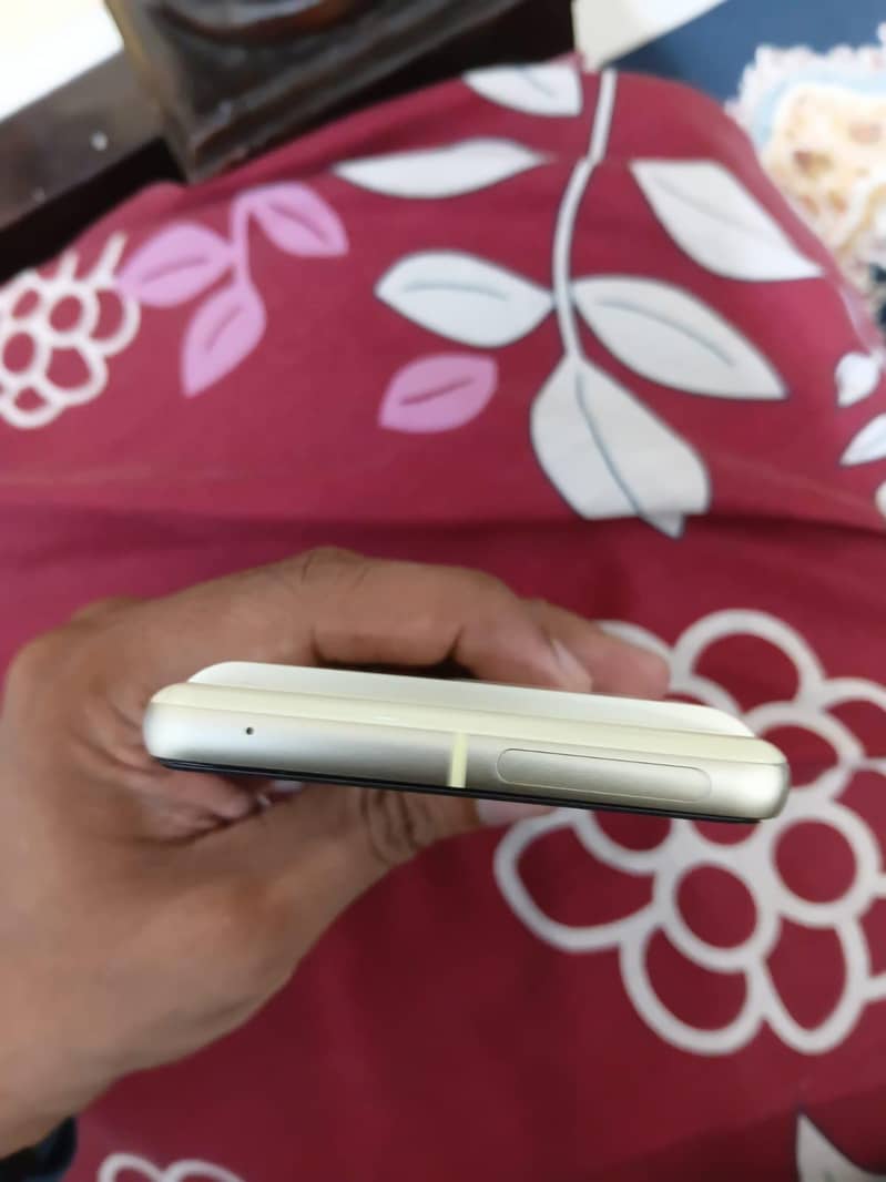 Google Pixel 7 6