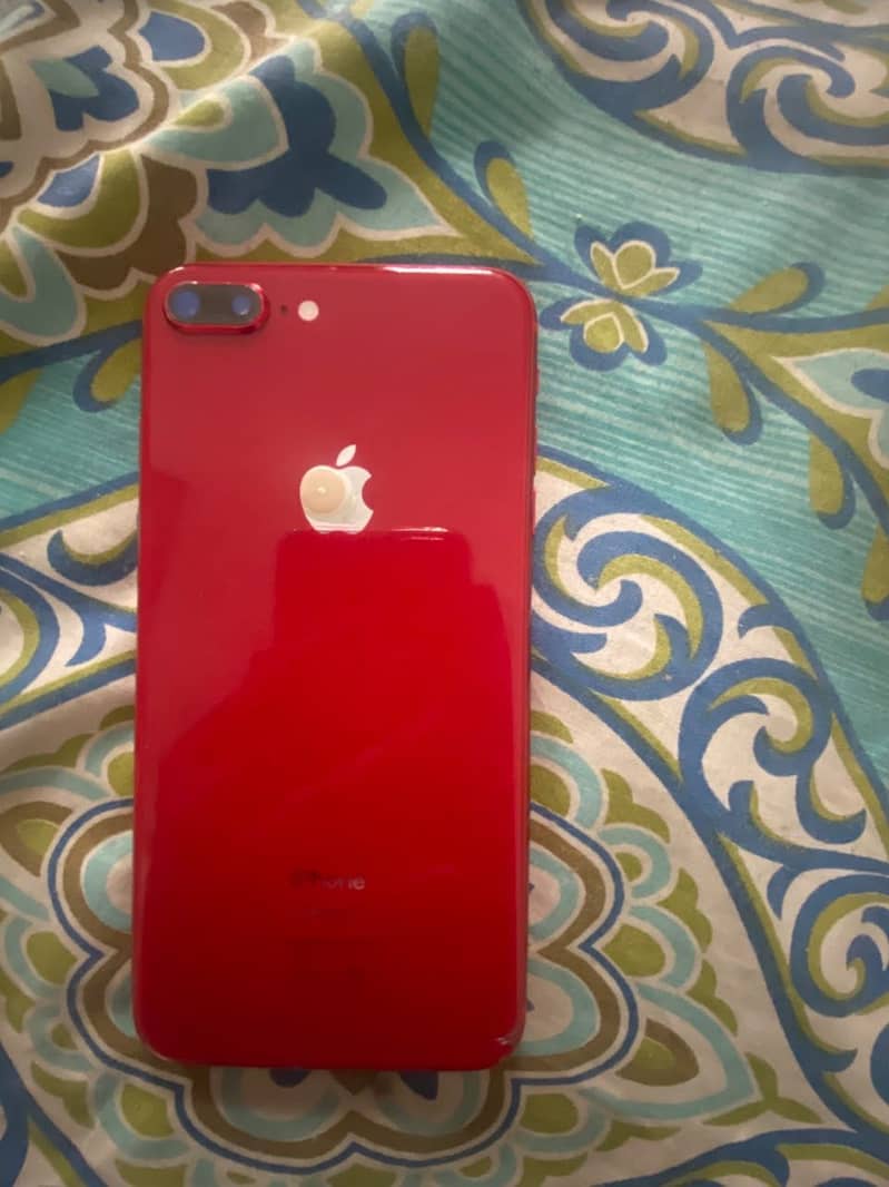Apple iPhone 8 Plus 1