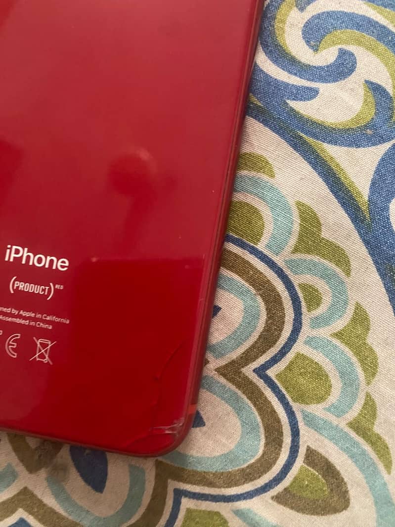 Apple iPhone 8 Plus 2