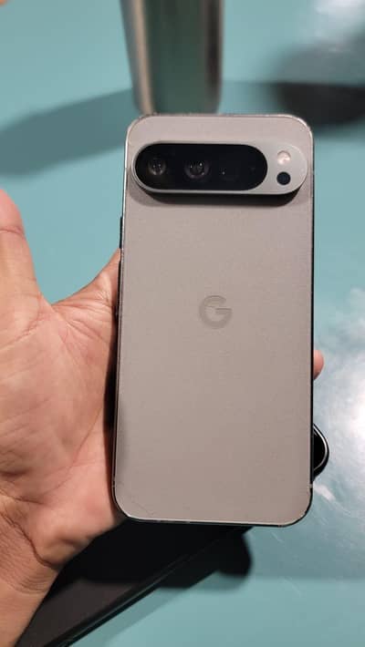 Google Pixel 9 Pro XL with Original Charger