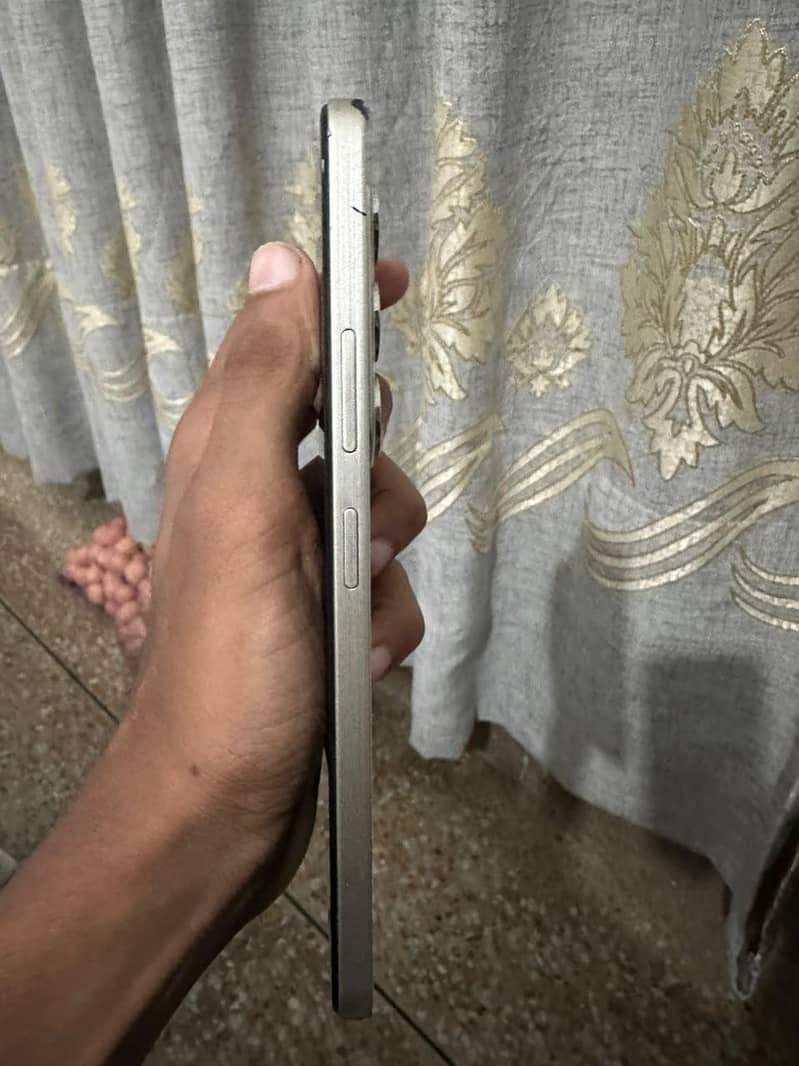 Itel S25 1