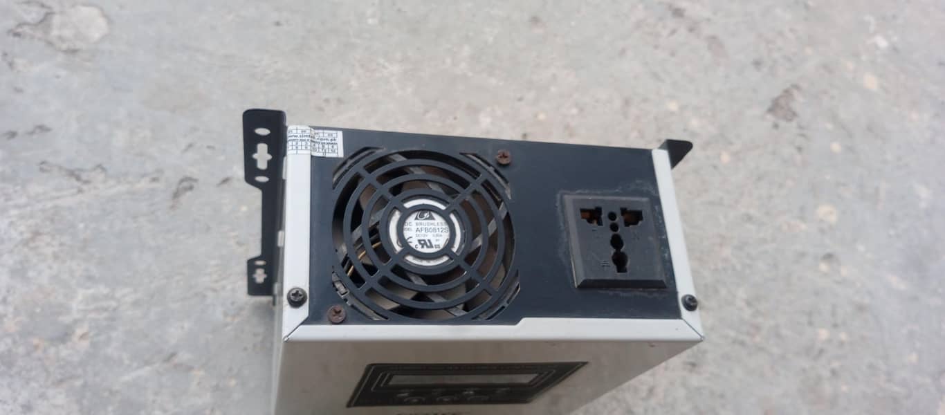 simtek MPPT charge controller 0