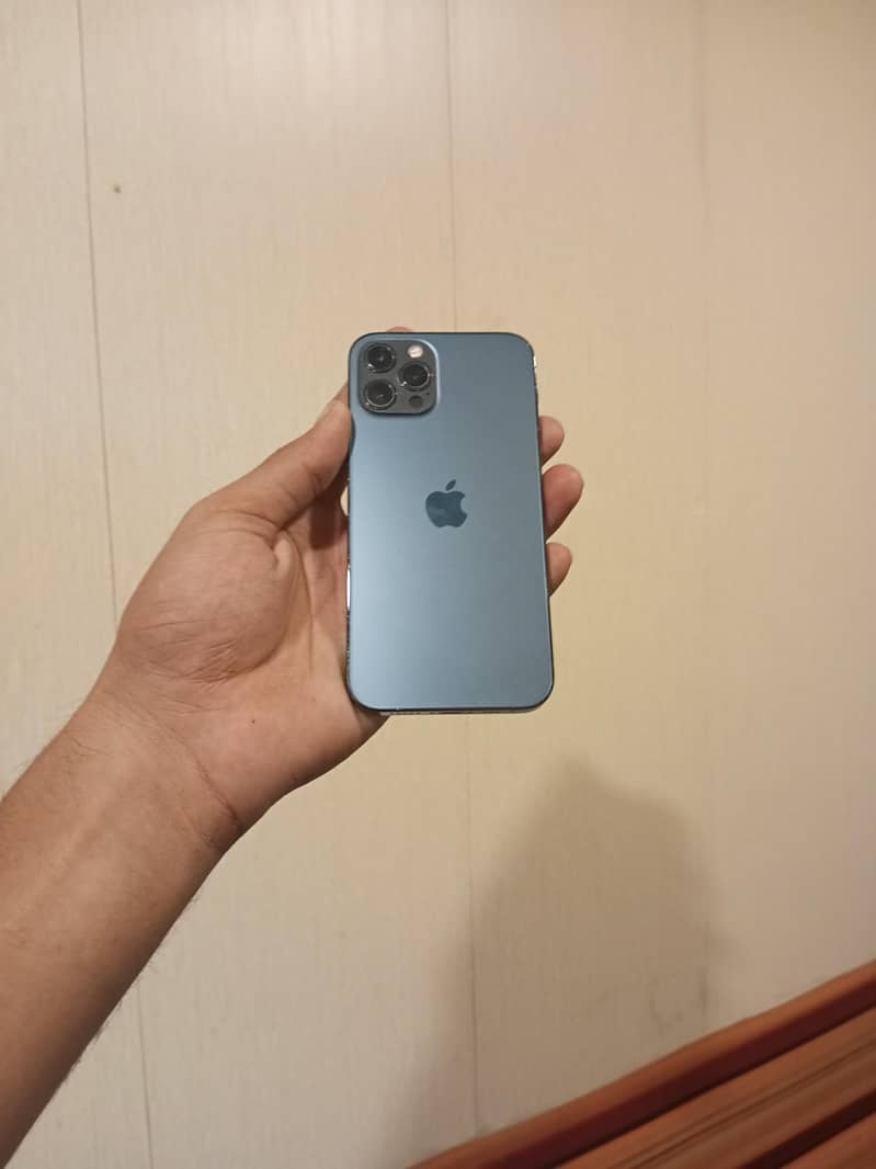 Apple iPhone 12 Pro 2