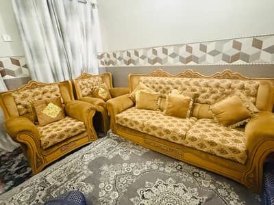 5 seater sofa set with matching table