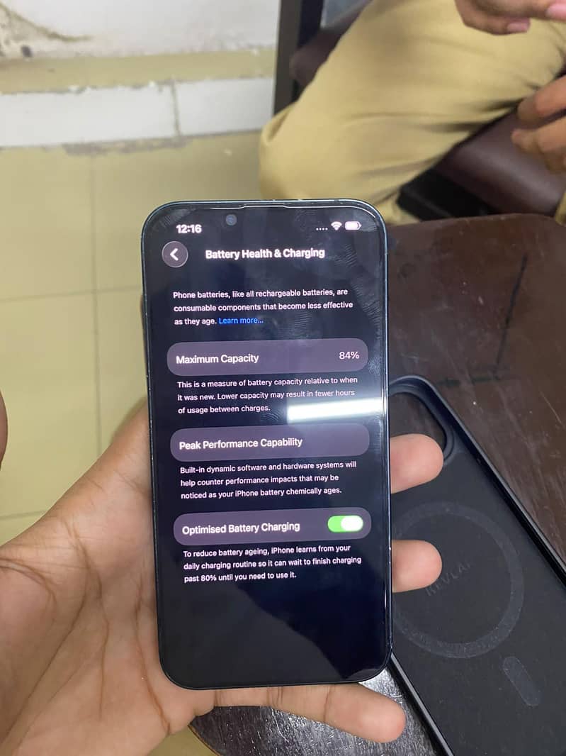 Apple iPhone 13 3