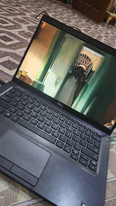 Dell laptop i5 8 gen all ok