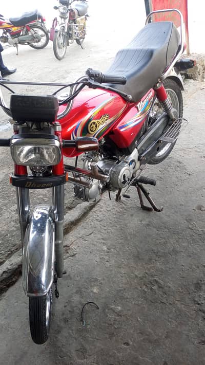 dhoom 2017 model