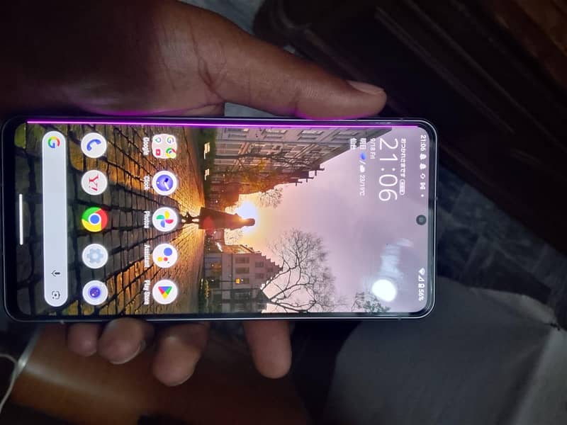 Sharp Aquos R7 1