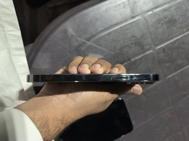 Apple iPhone 13 Pro 5