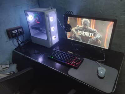 gaming PC in used condition only 10 months used