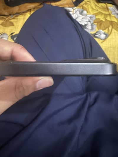 Apple iPhone 15