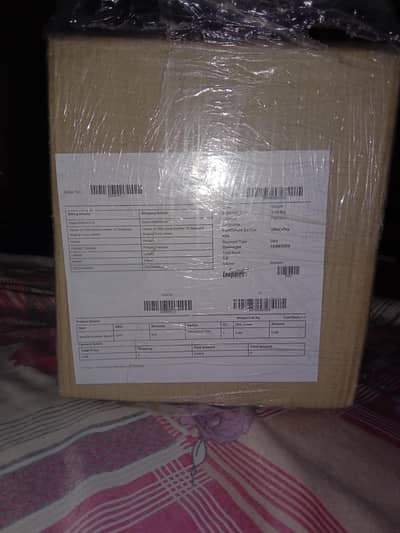 Max-230 Bluetooth speaker o/3/2/7/0/4/0/2/0/0/7 W/P