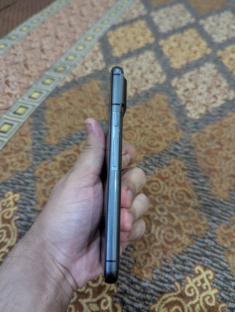 Google Pixel 8 2
