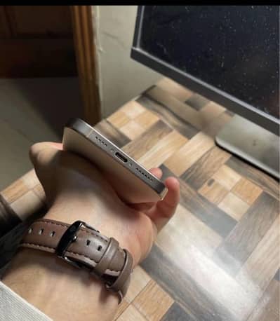 Apple iPhone 16 Pro Max (non pta sim working)(phy+Esim) (256)gb