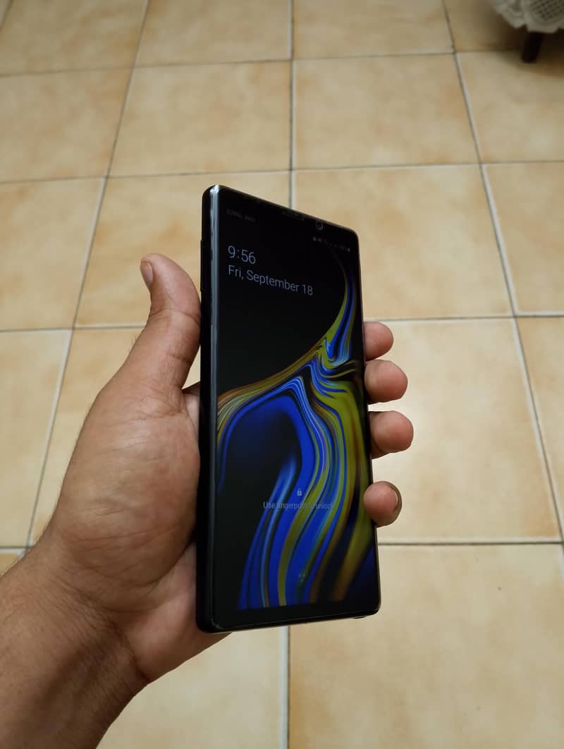 Samsung  Note 9 3