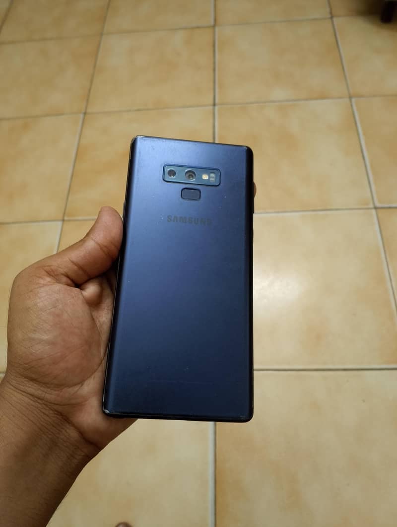 Samsung  Note 9 5