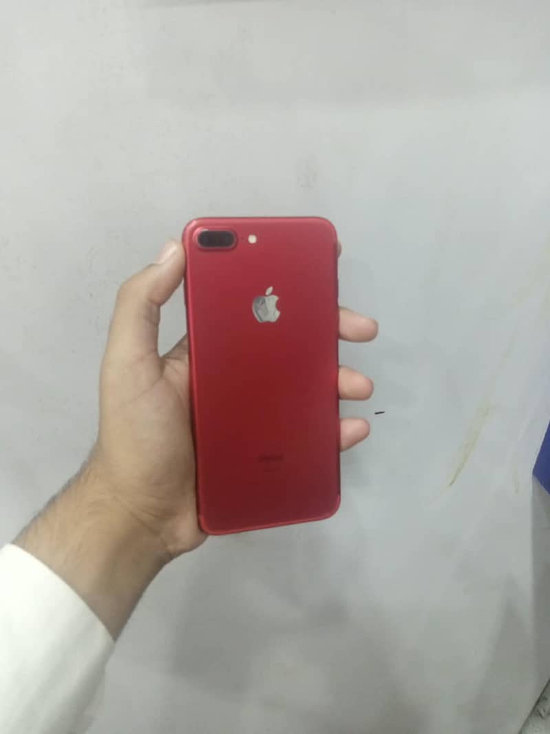 Apple iPhone 7 Plus 1