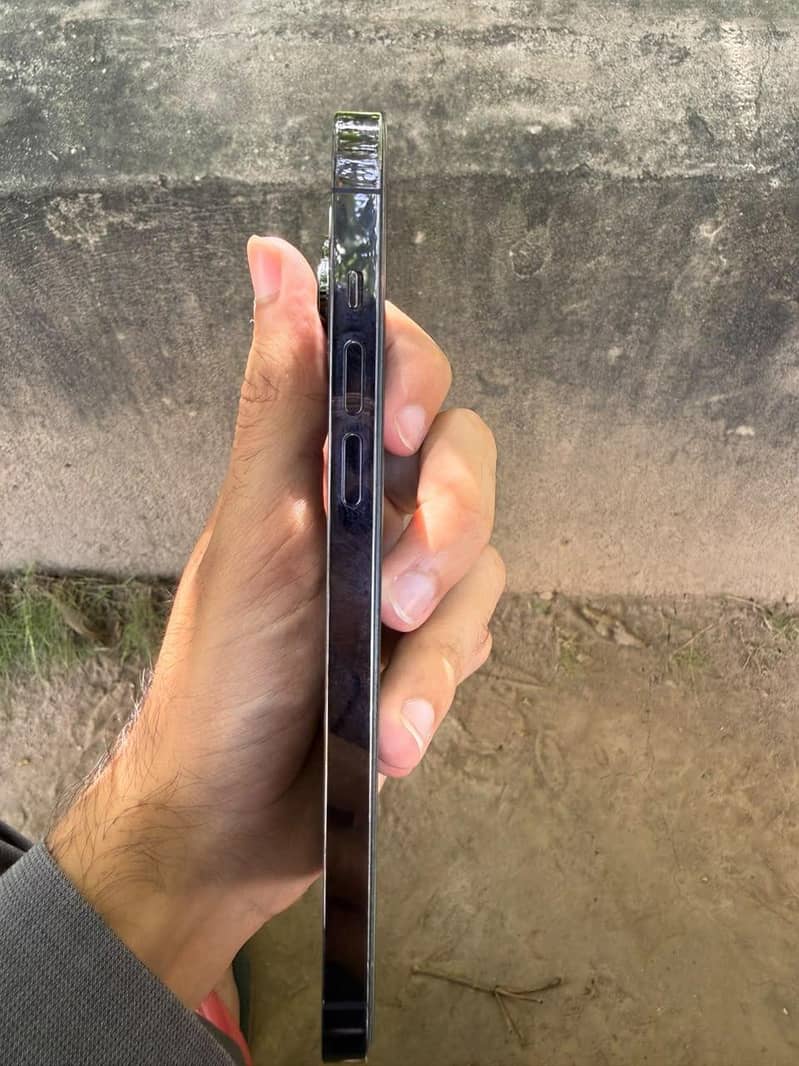 Apple iPhone 14 Pro Max 5