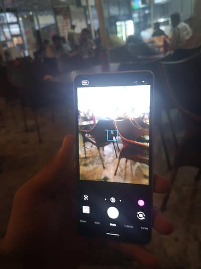 4  64 Aquos Sense6