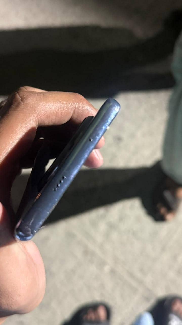 Tecno CAMON 30S 1