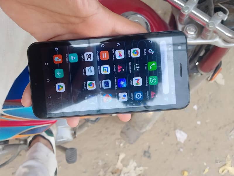 iTel A27 1