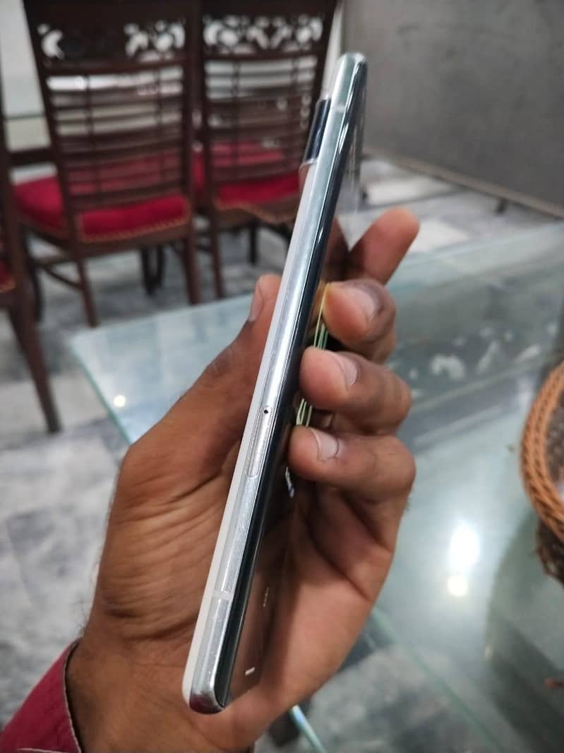 Google Pixel 6 Pro 2