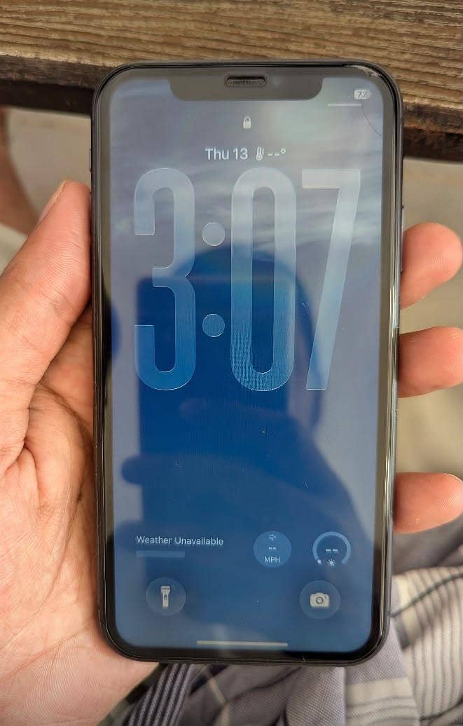 Apple iPhone 11 Non PTA JV -92%Battery-Face ID/OK 100% 9
