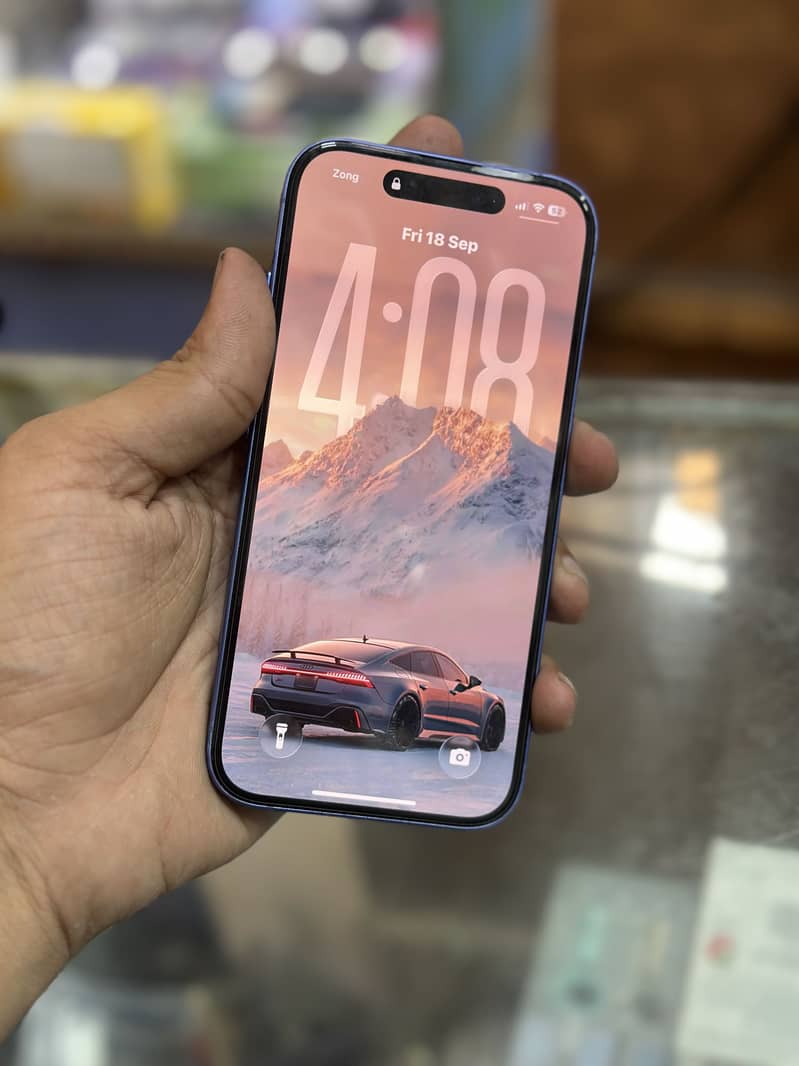 Apple iPhone 16 1