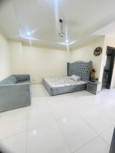 2bed fully luxury furnished family appartment available for rent in bahria town phase 4 Civic centre