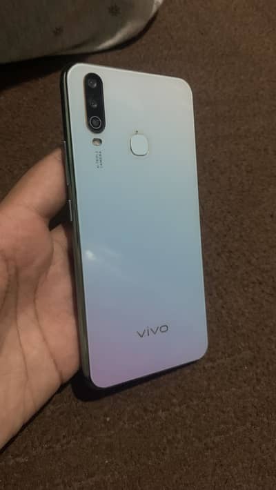Vivo Y17