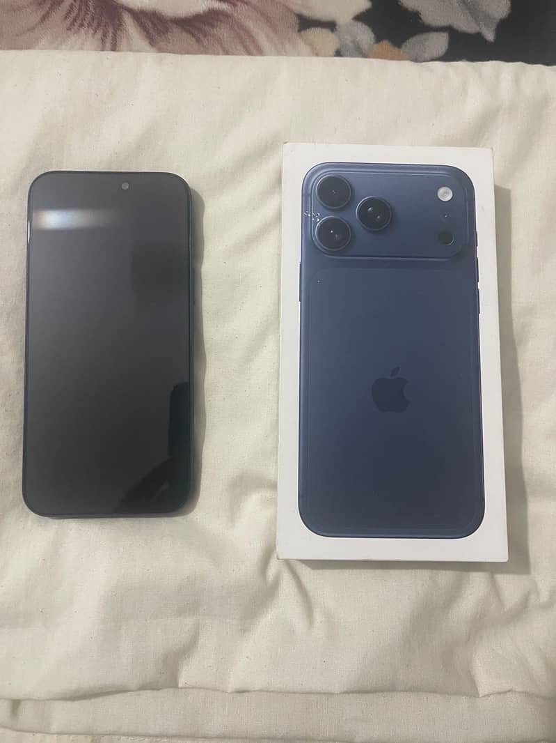 Apple iPhone 17 Pro Max 3