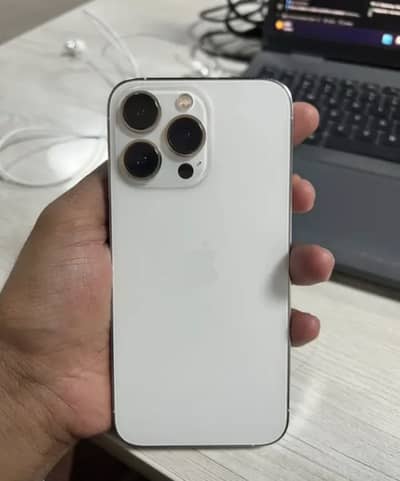 Apple iPhone 13 Pro