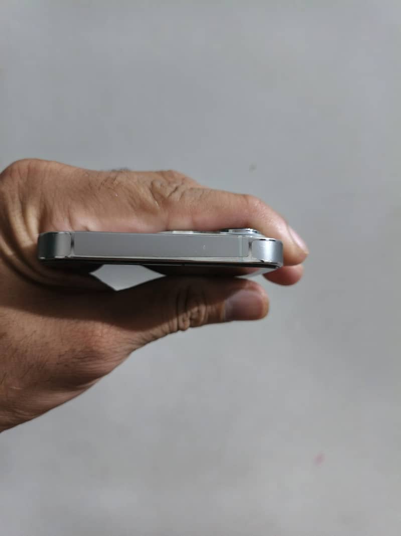 Apple iPhone 13 Pro 5