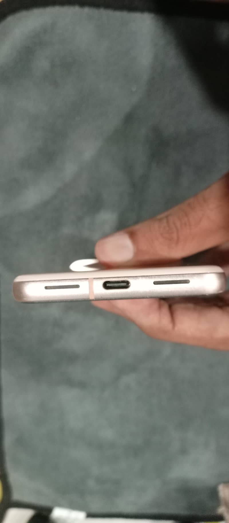 Google Pixel 8 2