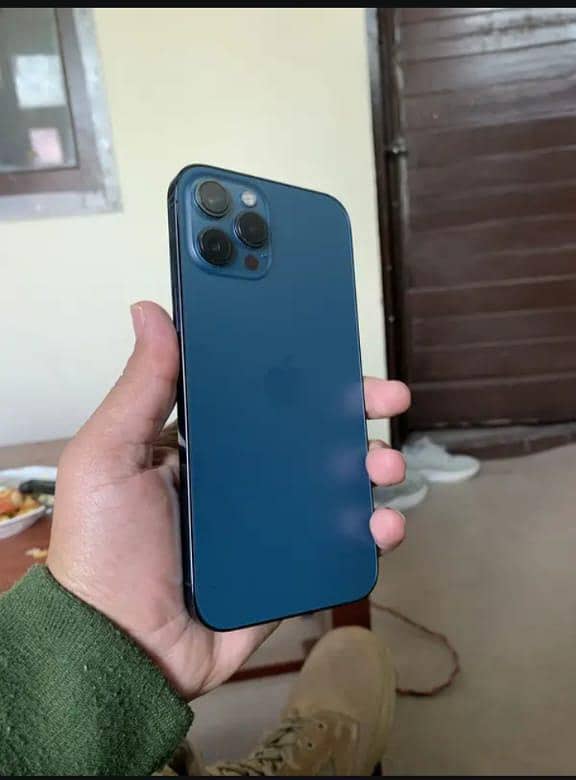 Apple iPhone 12 Pro Max 0