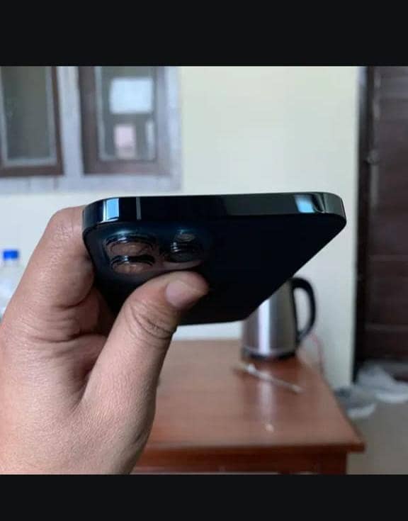 Apple iPhone 12 Pro Max 7