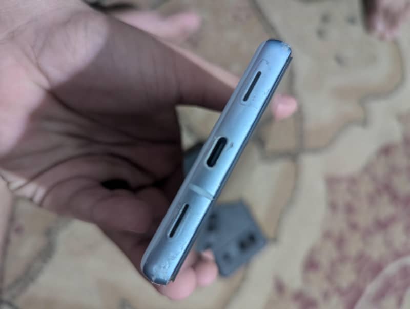 Google Pixel 7A 2