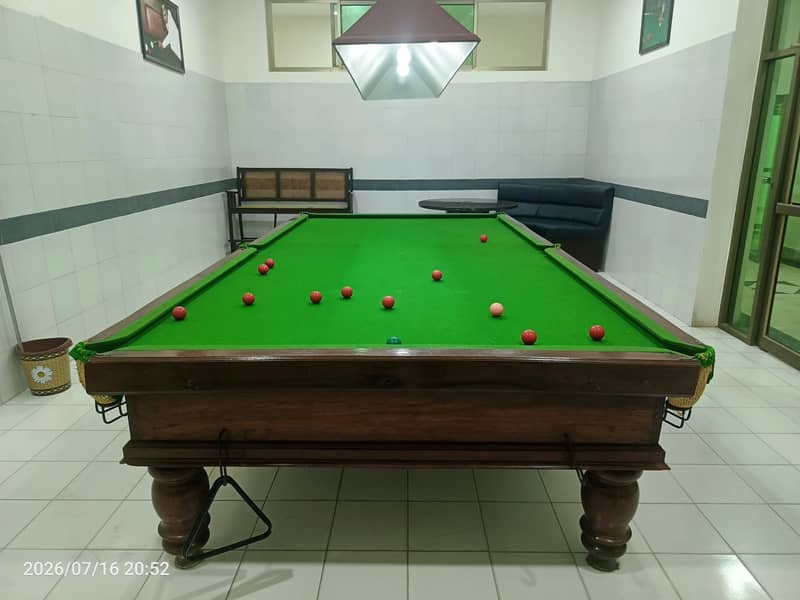 Snooker Table 0