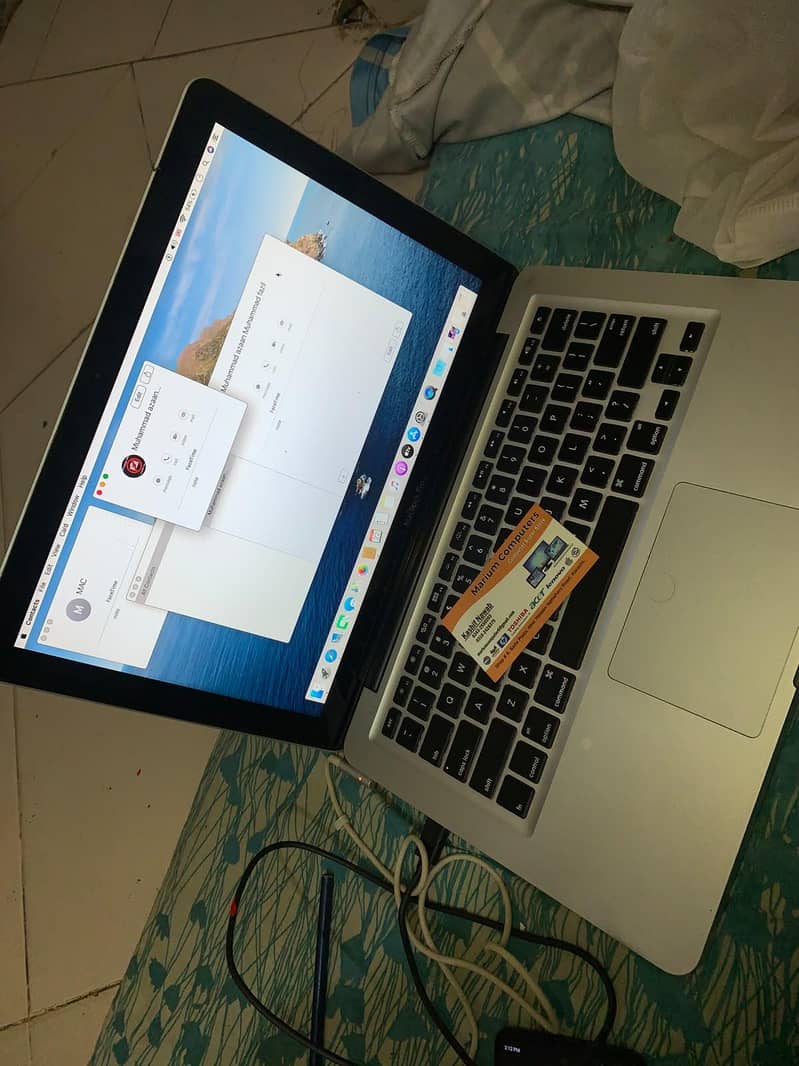 MacBook 2012 0