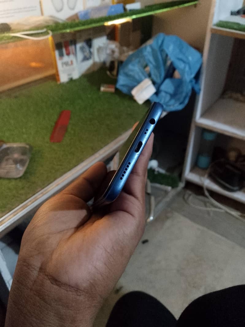 OPPO A5s 4